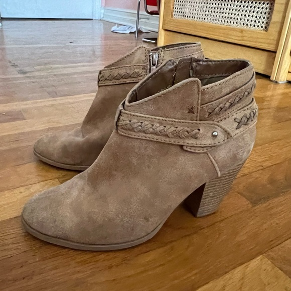 Tan ankle boots Charlotte Russe - Picture 3 of 3